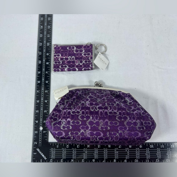 NWT Coach Kisslock Clutch / Wristlet with Matching Cardholder - Picture 15 of 16